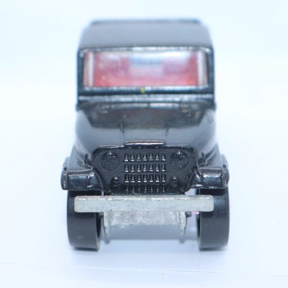 Hot Wheels 1982 Jeep Scramble paint looks excellent for age 1:64 - Picture 3 of 5